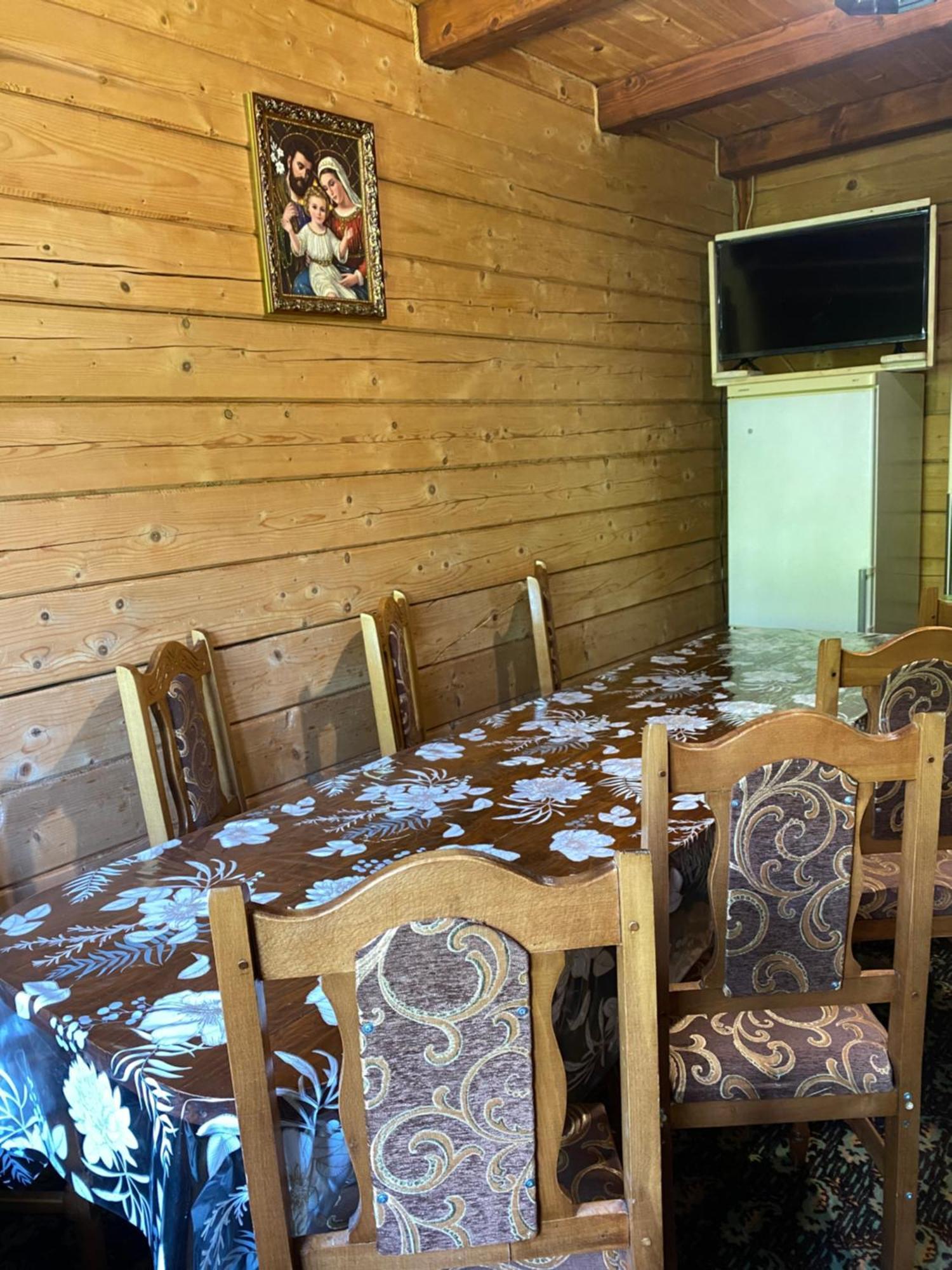 славний гуцул & чани джакузі 公寓 *